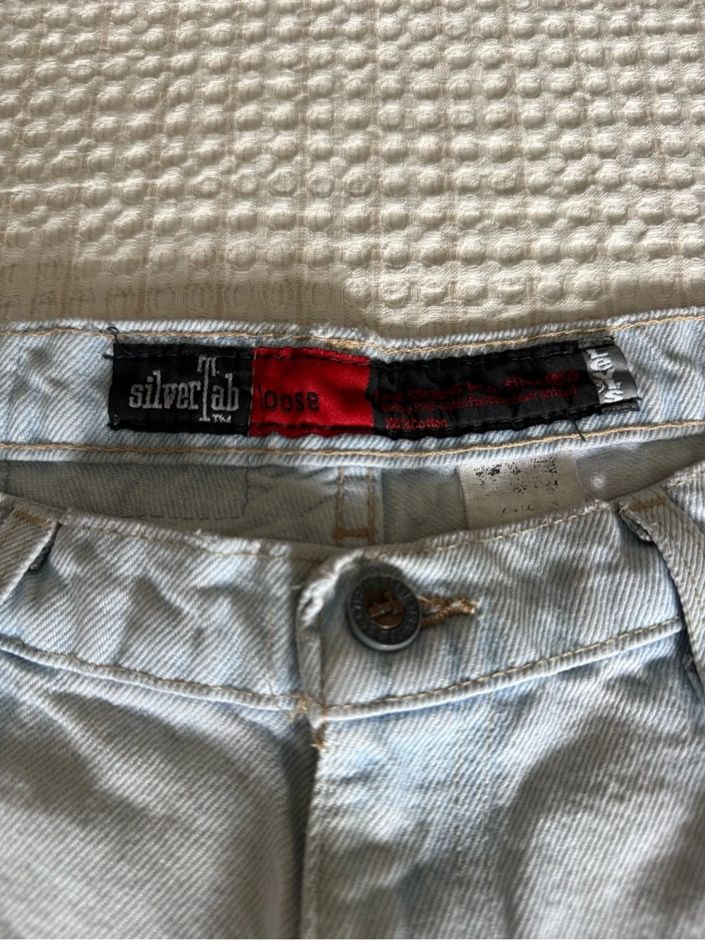 Rare Vintage Silver Tab Levi’s Jeans Light Wash Denim Shorts great quality denim - Picture 3 of 14